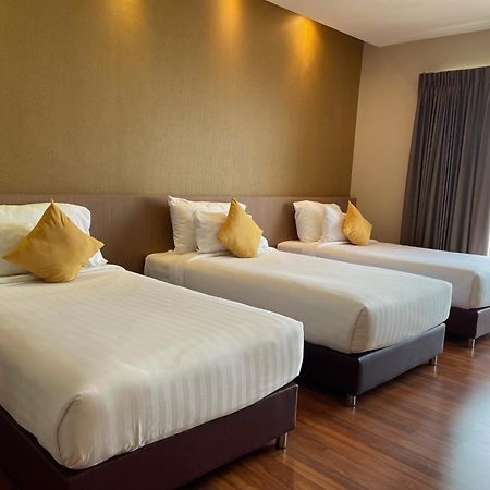Tonaoi Grand Hotel Hat Yai Exterior foto