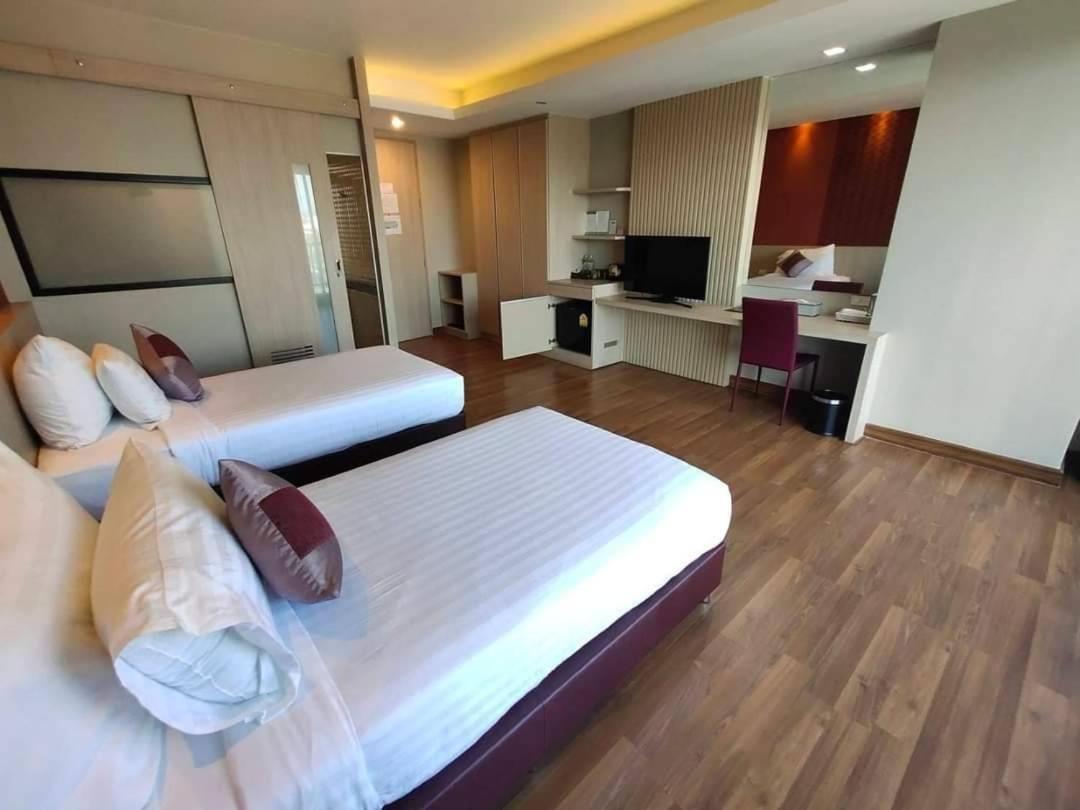 Tonaoi Grand Hotel Hat Yai Exterior foto