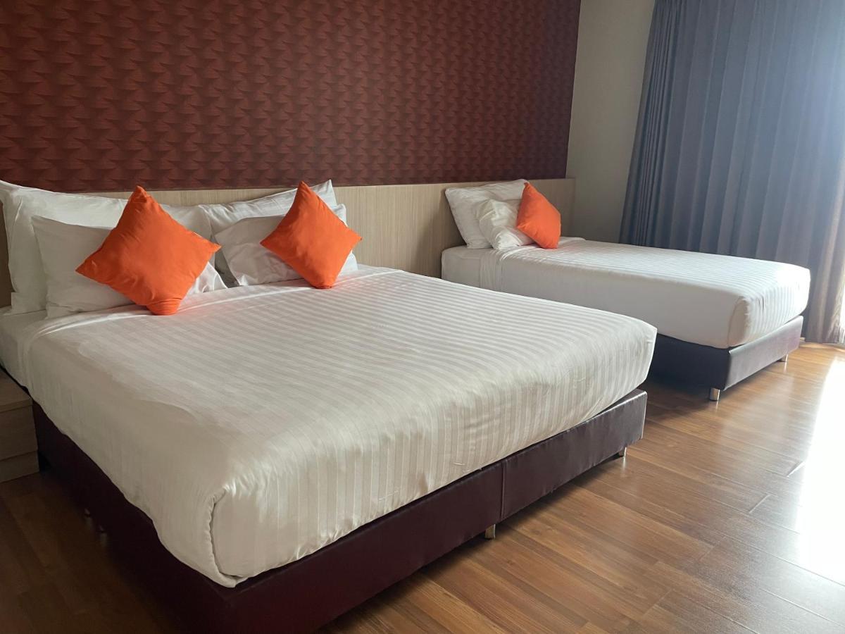 Tonaoi Grand Hotel Hat Yai Exterior foto