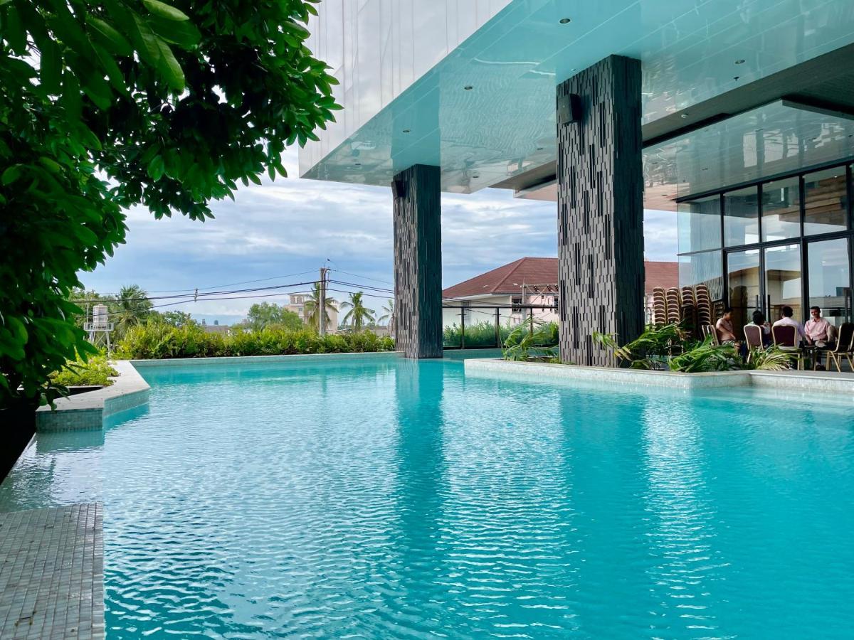 Tonaoi Grand Hotel Hat Yai Exterior foto