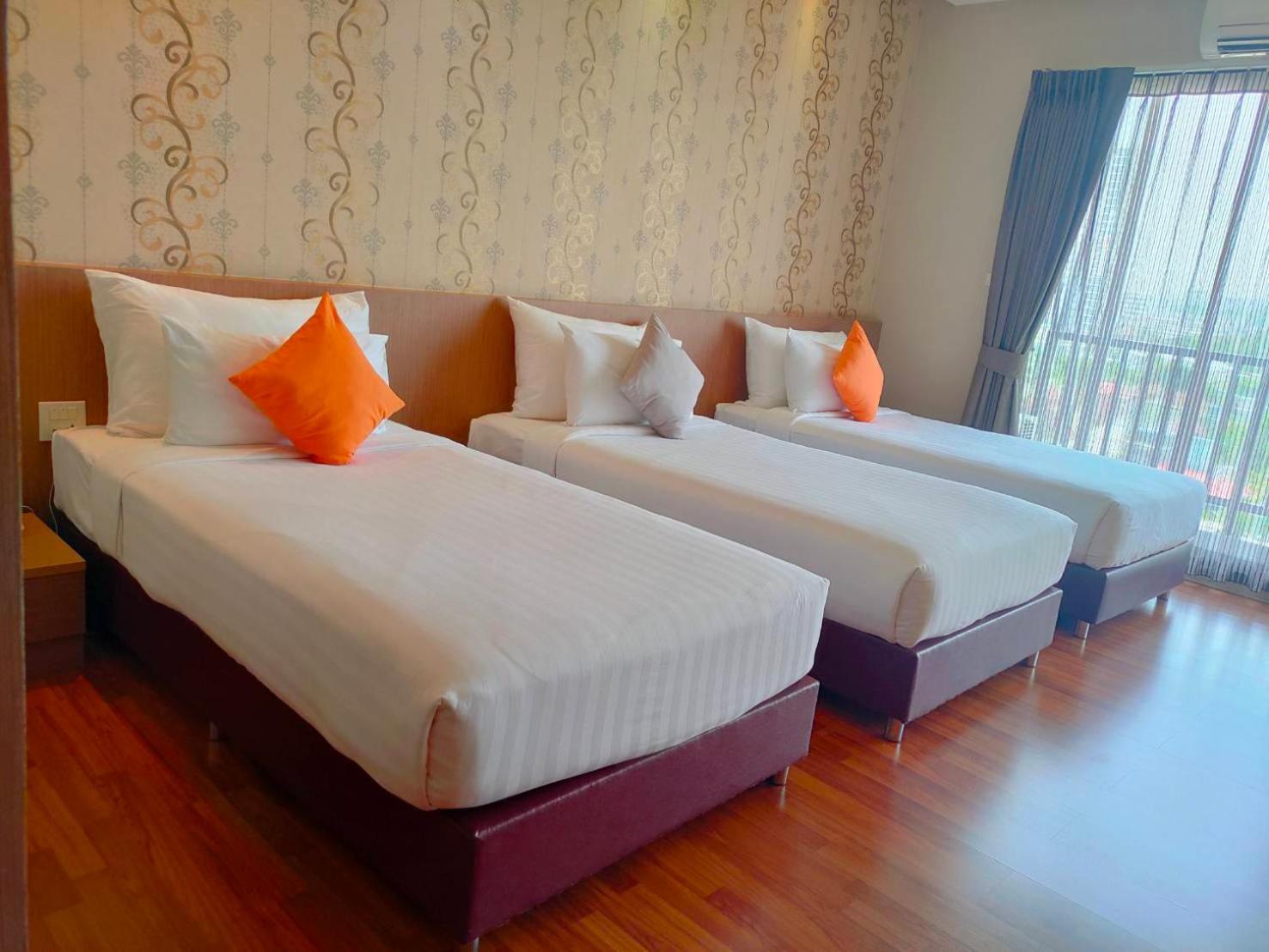 Tonaoi Grand Hotel Hat Yai Exterior foto