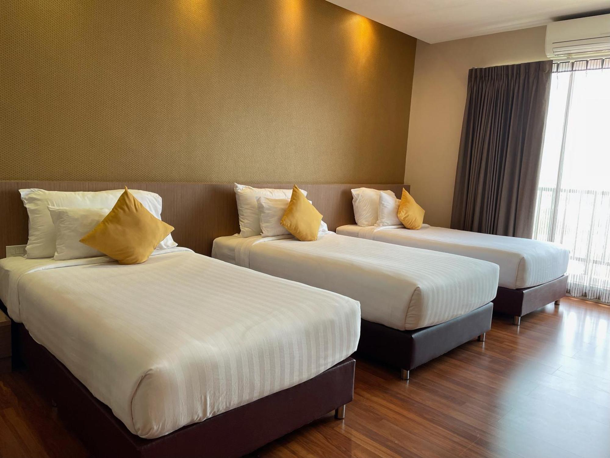 Tonaoi Grand Hotel Hat Yai Exterior foto
